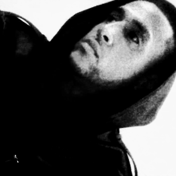 Meet your Posher, Mario - Picture 2 of 4